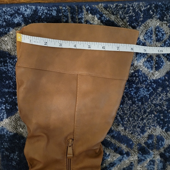 NEW!! Dream Pairs WIDE CALF Winter Boots - Size 7.5 - Picture 7 of 8